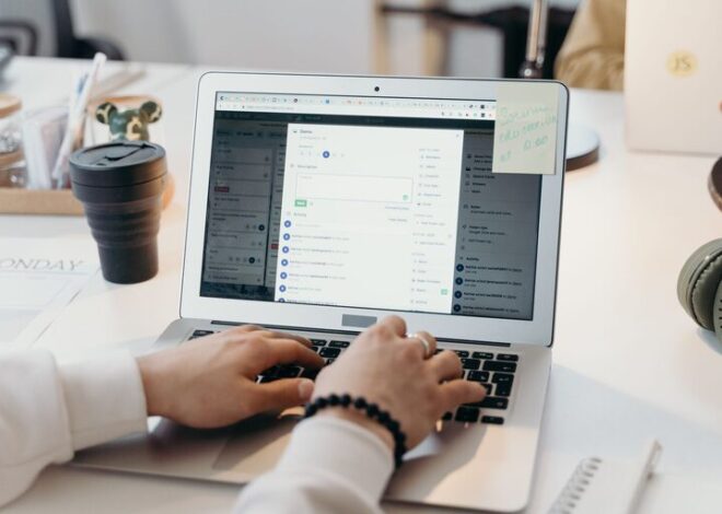 How to Keep Your Emails Under Control and Stay Organized